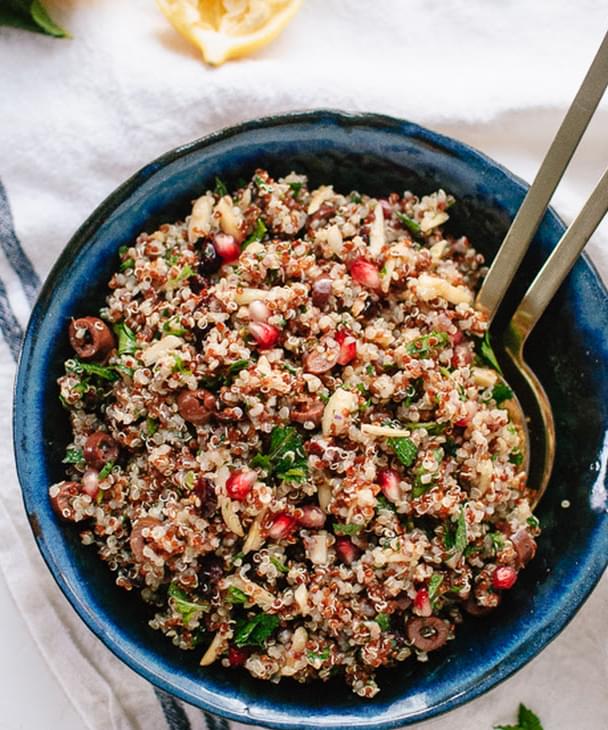 Herbed Quinoa And Pomegranate Salad Recipe