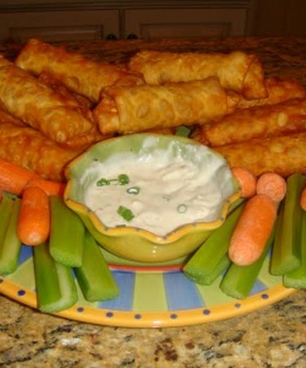 Buffalo Chicken Egg Rolls With Blue Cheese Dip Recipe