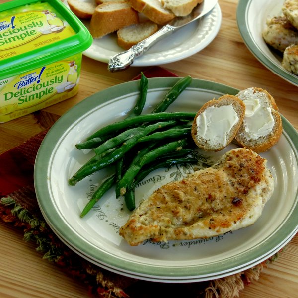 Herbed Chicken Cutlets with a Lemon Garlic Sauce Recipe