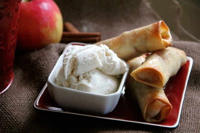 Baked Apple Pie Egg Rolls Recipe