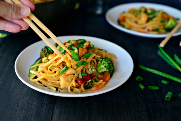 Asian noodles with chicken
