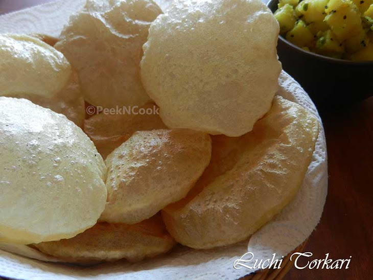 Luchi / Puri / Deep Fried Flat Bread & Aloo Tarkari/Potato Curry Recipe