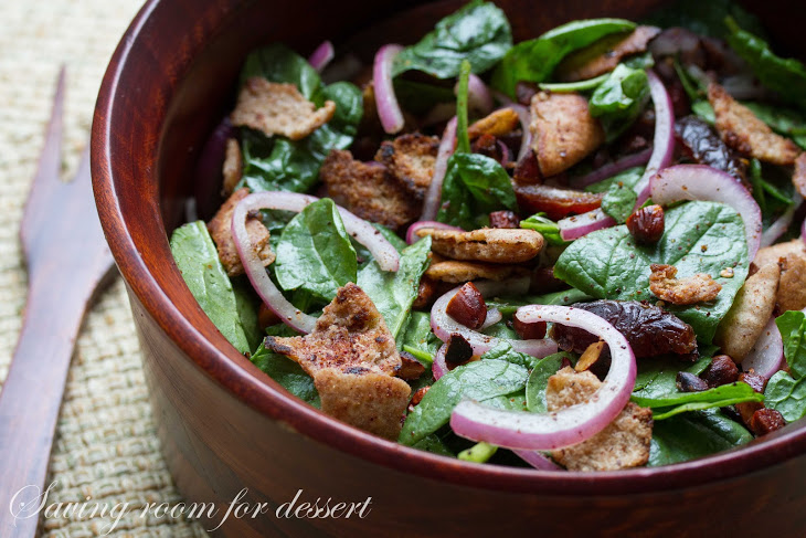 Pita & Spinach salad with dates and almonds Recipe