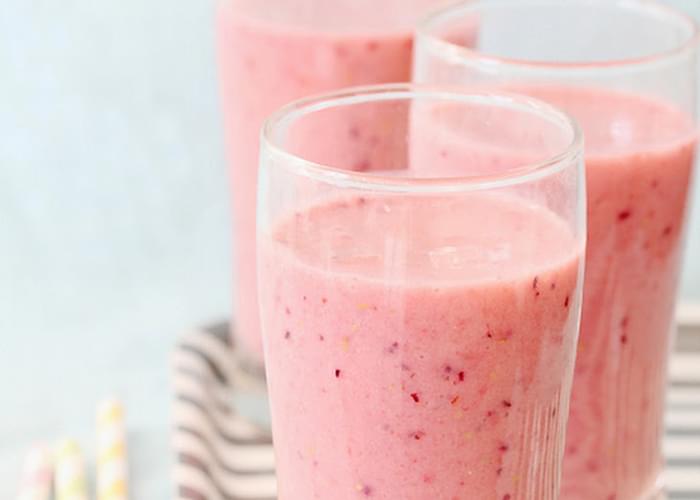 Mixed Berry Summer Smoothie