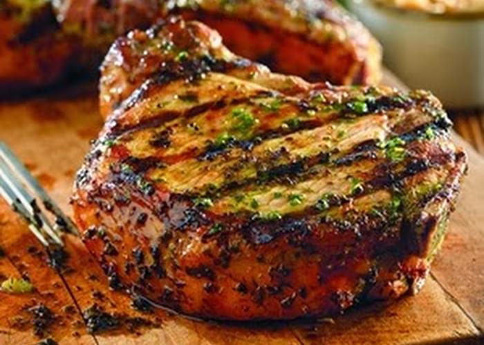 Grilled Pork Chops with Basil-Garlic Rub